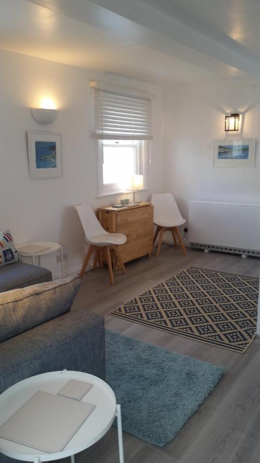 The Picture House Stylish Apartment In Fowey Exterior photo